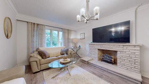 Photo 5 at 11 Elynhill Drive, Willowdale West, Toronto