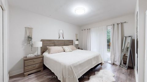 Photo 12 at 11 Elynhill Drive, Willowdale West, Toronto
