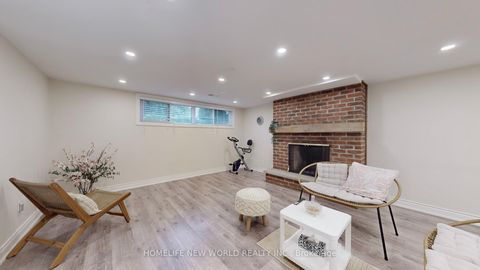 Photo 25 at 11 Elynhill Drive, Willowdale West, Toronto