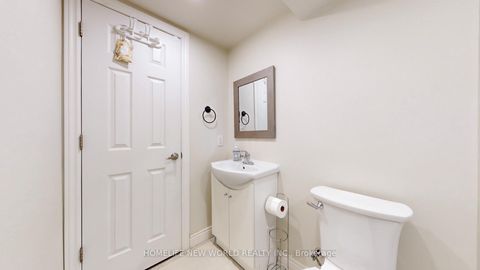 Photo 32 at 11 Elynhill Drive, Willowdale West, Toronto