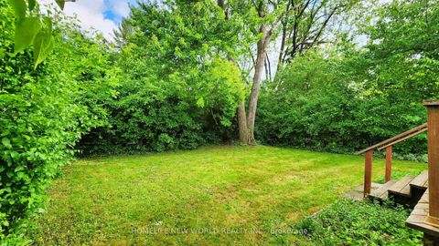 Photo 38 at 11 Elynhill Drive, Willowdale West, Toronto