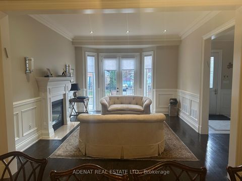 Photo 3 at 622 Coldstream Avenue, Lawrence, Toronto