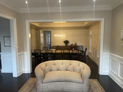 Photo 4 at 622 Coldstream Avenue, Lawrence, Toronto