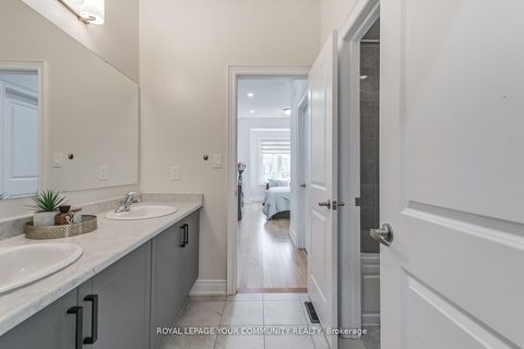 Photo 19 at 30 Marvin Avenue, GO Glenorchy, Oakville