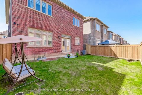 Photo 29 at 30 Marvin Avenue, GO Glenorchy, Oakville