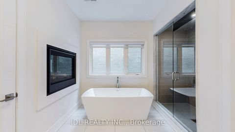 Photo 15 at 97 Milky Way Drive, Observatory, Richmond Hill