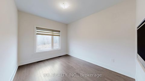 Photo 16 at 97 Milky Way Drive, Observatory, Richmond Hill