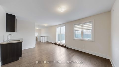 Photo 28 at 97 Milky Way Drive, Observatory, Richmond Hill