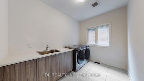 Photo 29 at 97 Milky Way Drive, Observatory, Richmond Hill