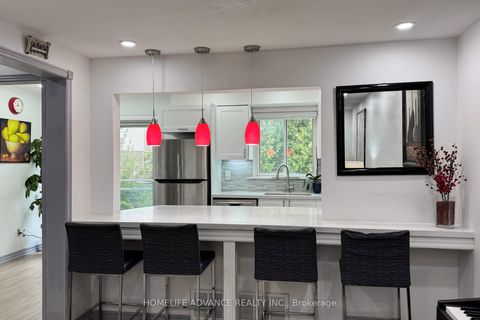 Photo 8 at 75 Mossbrook Crescent, Steeles, Toronto