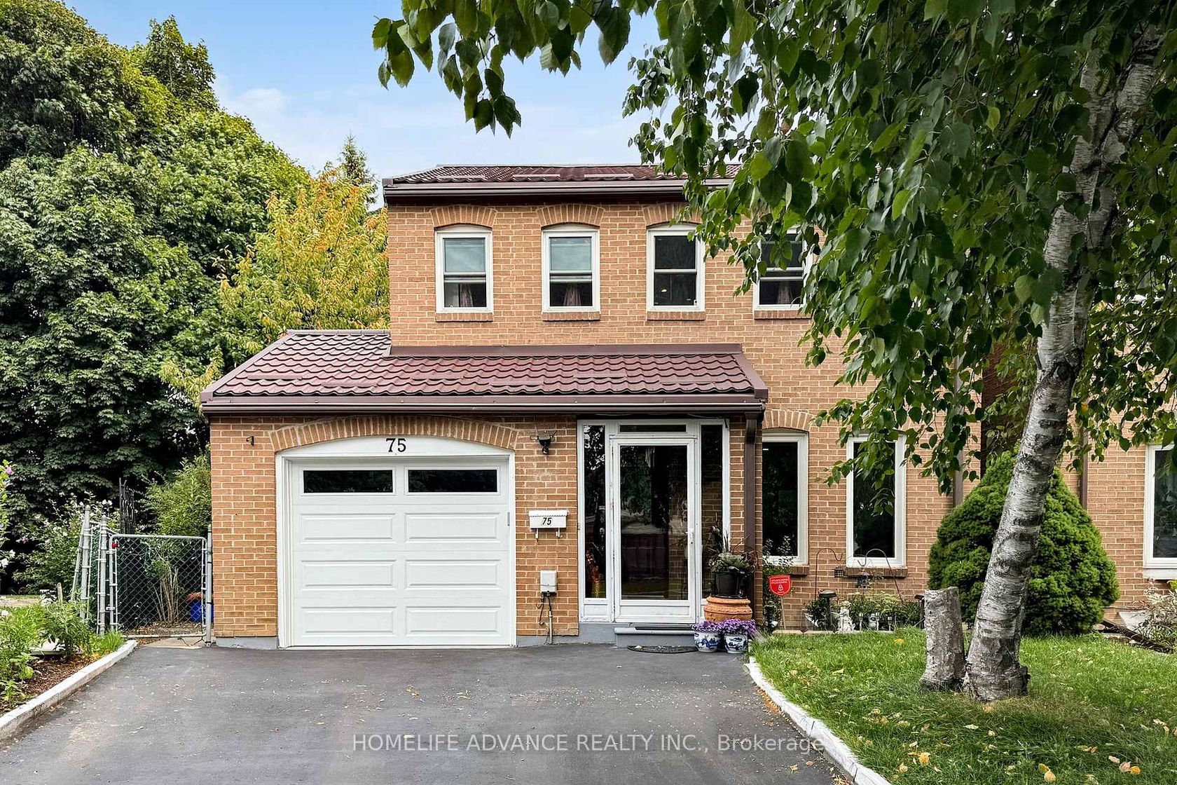 75 Mossbrook Crescent, Steeles, Toronto 