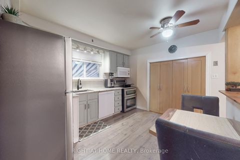 Photo 14 at 125 Fortrose Crescent, Donalda, Toronto