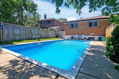 Photo 33 at 125 Fortrose Crescent, Donalda, Toronto