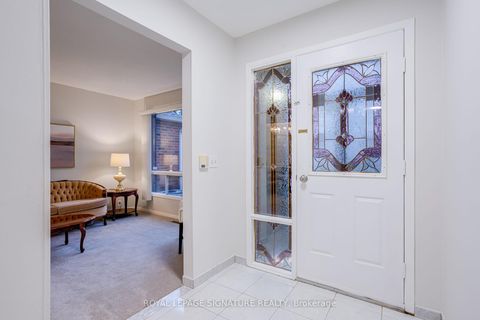 Photo 1 at 35 Parsonage Drive, Malvern, Toronto
