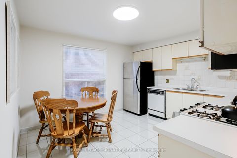 Photo 13 at 35 Parsonage Drive, Malvern, Toronto