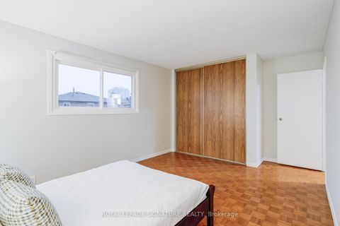 Photo 29 at 35 Parsonage Drive, Malvern, Toronto