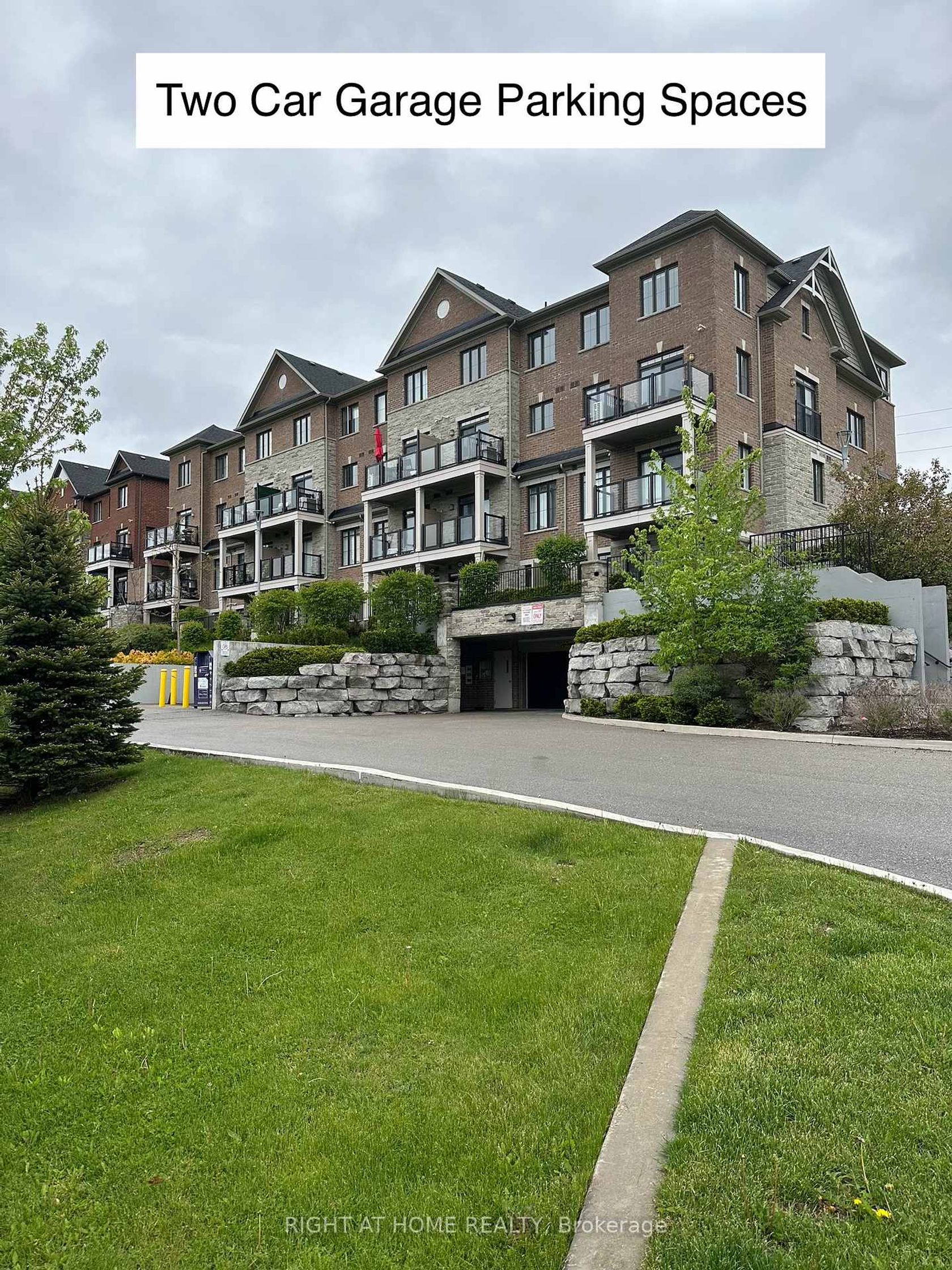 423 - 201 Pine Grove Road, Islington Woods, Vaughan 