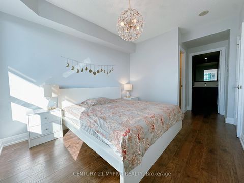 Photo 13 at 2111 - 2 Anndale Drive, Willowdale East, Toronto