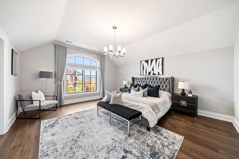 Photo 24 at 205 Northern Pines Boulevard, Kleinburg, Vaughan