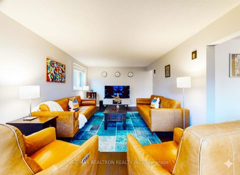 Photo 4 at 1217 Lambeth Road, FA Falgarwood, Oakville