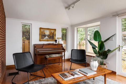 Photo 7 at 106 Timberbank Boulevard, L'Amoreaux, Toronto