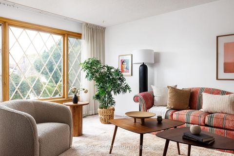 Photo 10 at 106 Timberbank Boulevard, L'Amoreaux, Toronto