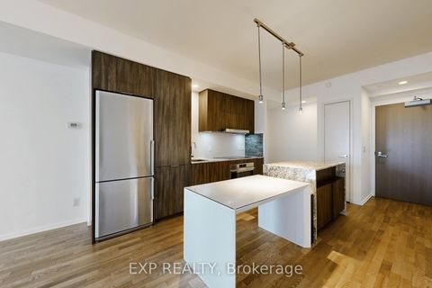 Photo 6 at 3211 - 1 Bloor Street E, Yonge Corridor, Toronto