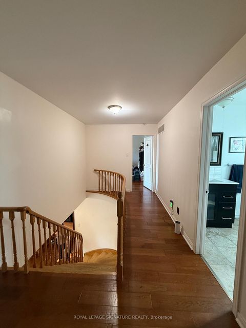 Photo 8 at 10 Teagarden Court, Willowdale East, Toronto