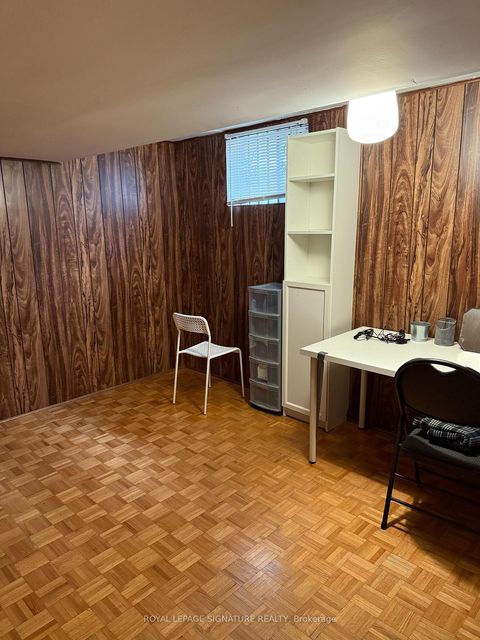 Photo 13 at 10 Teagarden Court, Willowdale East, Toronto