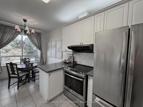 Photo 9 at 112 - 88 Grandview Way, Willowdale East, Toronto