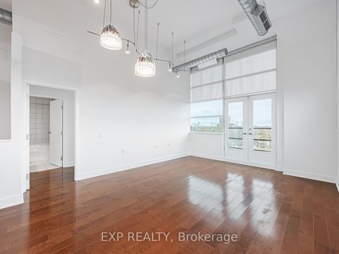 Photo 12 at 411 - 1001 Roselawn Avenue, Belgravia, Toronto