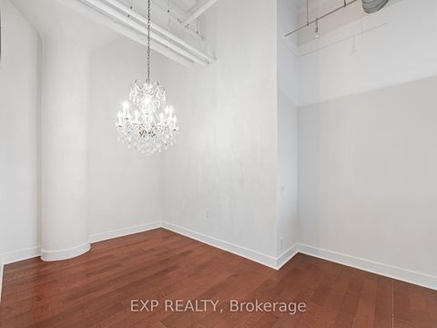 Photo 15 at 411 - 1001 Roselawn Avenue, Belgravia, Toronto