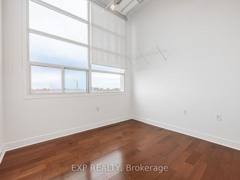 Photo 23 at 411 - 1001 Roselawn Avenue, Belgravia, Toronto