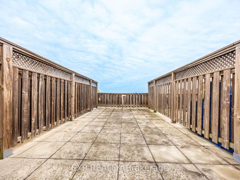 Photo 29 at 411 - 1001 Roselawn Avenue, Belgravia, Toronto