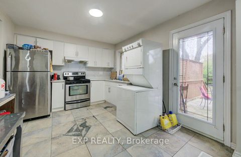 Photo 5 at 1361 Stanbury Road, WO West, Oakville