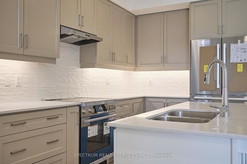 Photo 1 at 132 Adario Crescent, Vellore Village, Vaughan