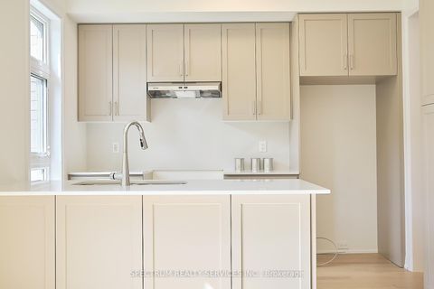 Photo 1 at 87 Adario Crescent, Vellore Village, Vaughan