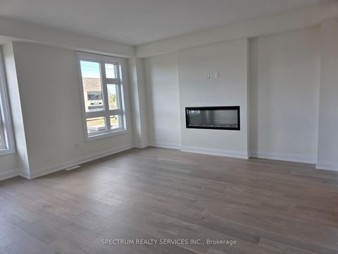 Photo 3 at 84 Adario Crescent, Vellore Village, Vaughan