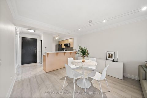 Photo 10 at 309 - 2 Clairtrell Road, Willowdale East, Toronto