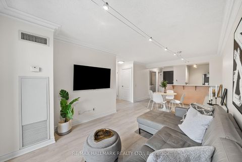 Photo 12 at 309 - 2 Clairtrell Road, Willowdale East, Toronto