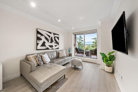 Photo 13 at 309 - 2 Clairtrell Road, Willowdale East, Toronto