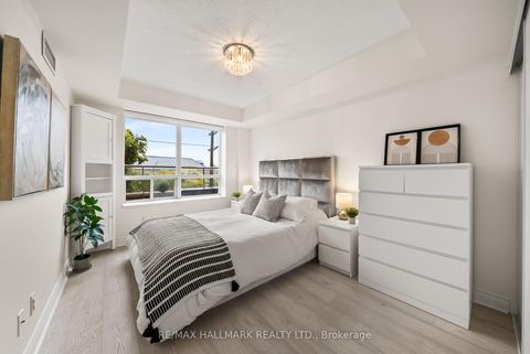 Photo 15 at 309 - 2 Clairtrell Road, Willowdale East, Toronto