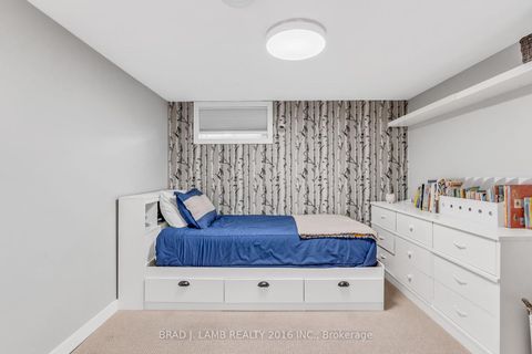 Photo 12 at 794 The Queensway, Queensway, Toronto