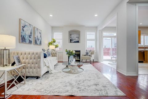 Photo 9 at 9 Chipmunk Trail, Vellore Village, Vaughan