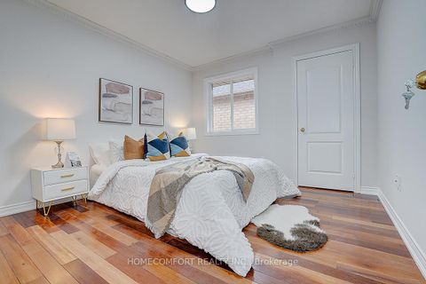 Photo 32 at 9 Chipmunk Trail, Vellore Village, Vaughan