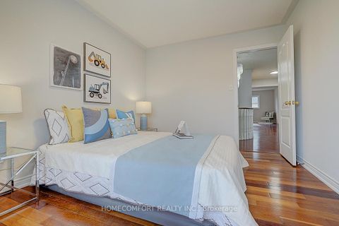 Photo 38 at 9 Chipmunk Trail, Vellore Village, Vaughan