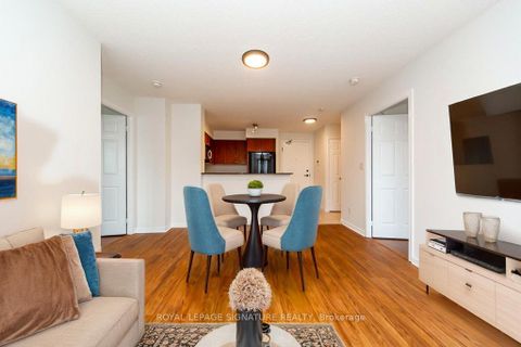 Photo 7 at 512 - 120 Dallimore Circle, Don Mills, Toronto