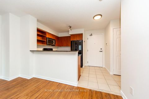 Photo 12 at 512 - 120 Dallimore Circle, Don Mills, Toronto