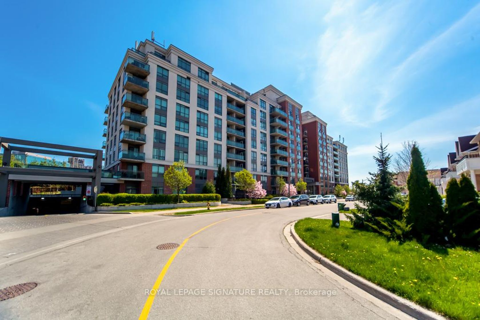 512 - 120 Dallimore Circle, Don Mills, Toronto 