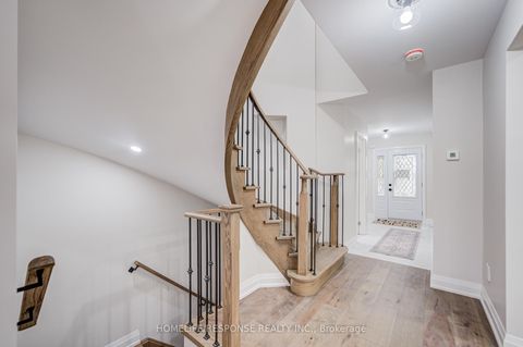 Photo 6 at 49 Kale Crescent, Maple, Vaughan